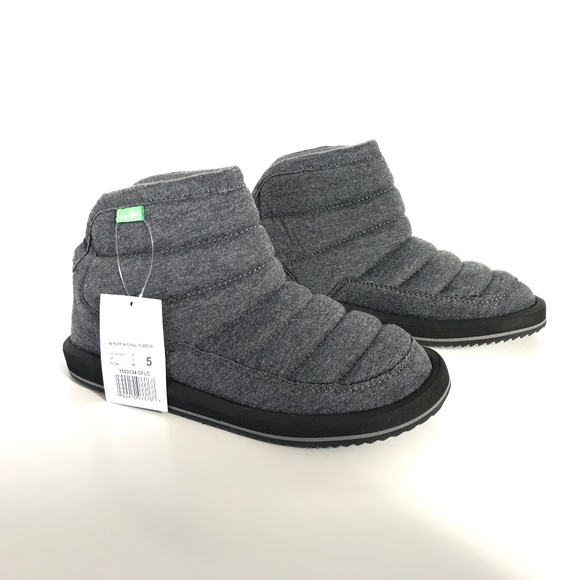sanuk boots puff n chill
